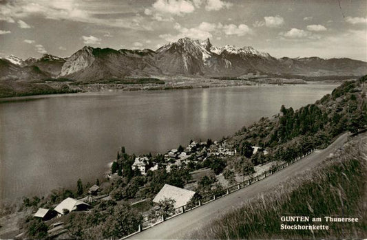 13960860 Gunten_Thunersee_BE avec chaîne Stockhorn