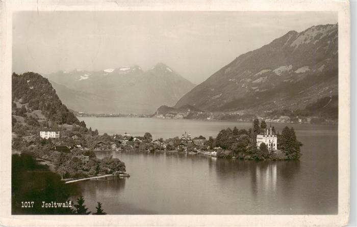 13961033 Iseltwald_BE au bord du lac de Brienz